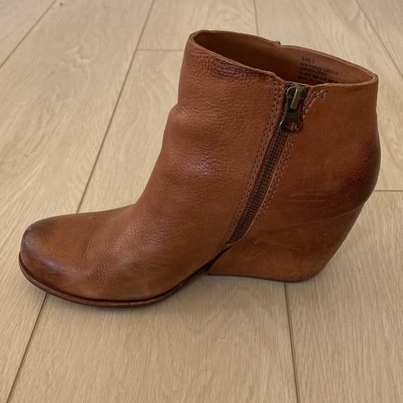 Kork-Ease, Ankle Bootie, Cognac Leather, Great condition, Size 9 - Picture 2 of 6